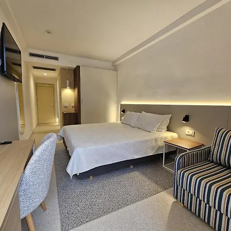 Family Adria Hotel