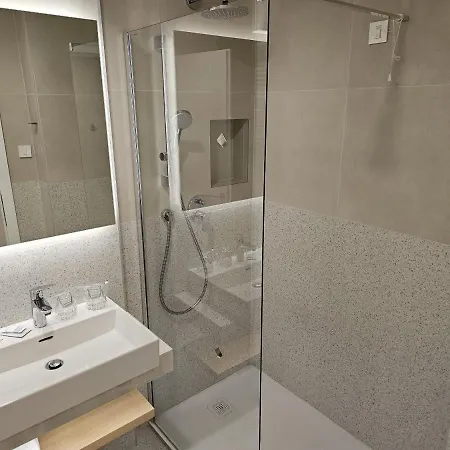 Hotel Family Adria 3*