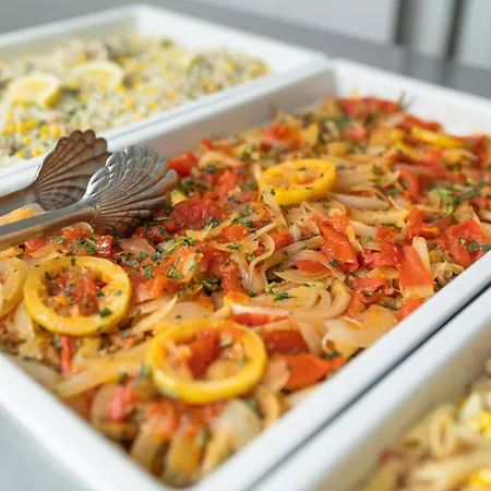 Family Adria بيوغْغاد نا موغو