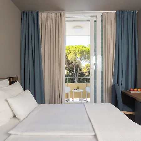 Family Adria Hotel 3*