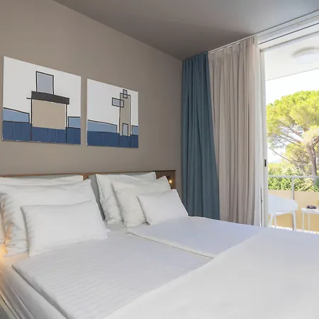 Family Adria Hotel 3*