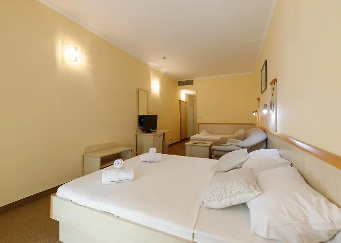 Family Adria 3* Biograd Na Moru
