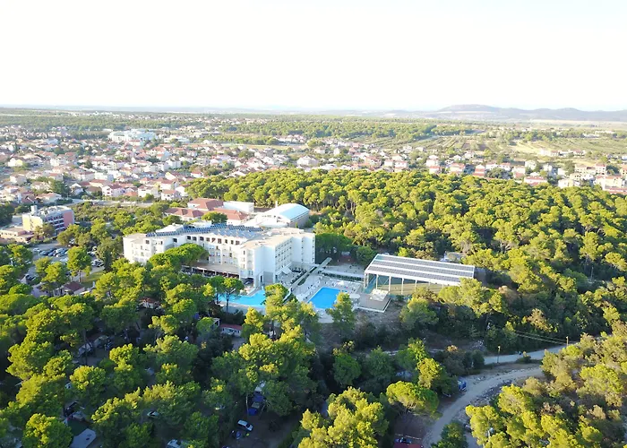 Hotel Family Adria 4*