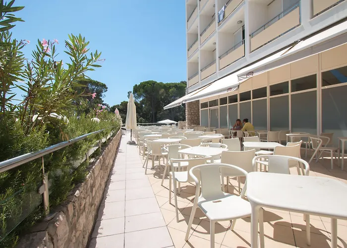 Family Adria 4* Biograd Na Moru