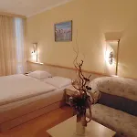 Family Adria Hotel 4*