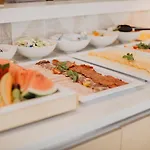 Family Adria 비오그라드나모루