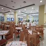 Hotel Family Adria 4*