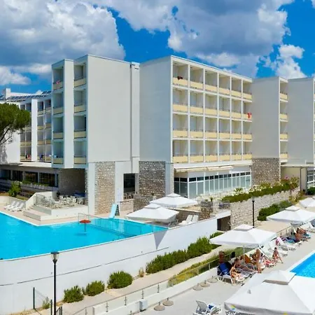 Family Adria 4* Biograd Na Moru