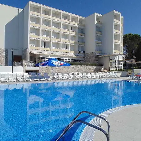 فندق Family Adria