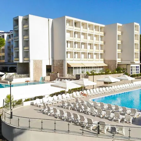 فندق Family Adria