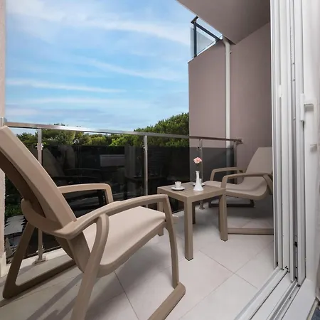 Family Adria 4* Biograd Na Moru