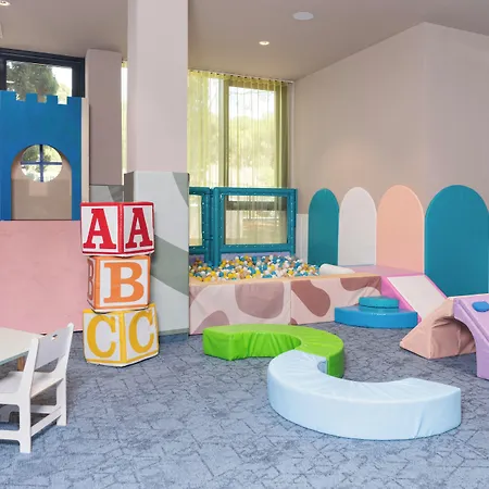 Family Adria Otel Biograd Na Moru