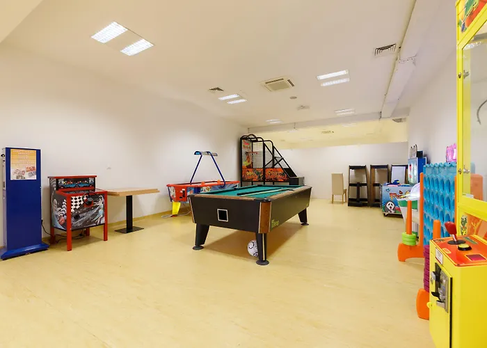 Family Adria Otel 3*