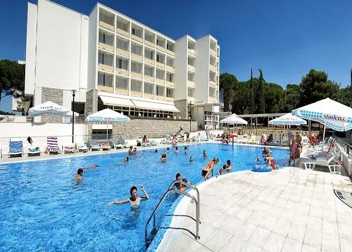 Otel Family Adria 3*